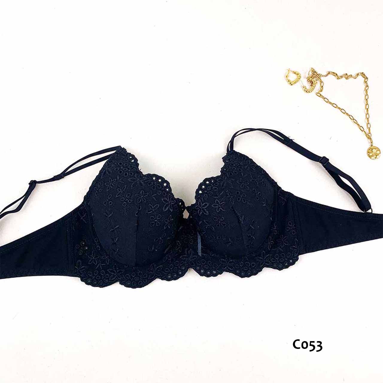 BP - C053- Corpiño de lycra de algodón y broderie con taza preformada y arco