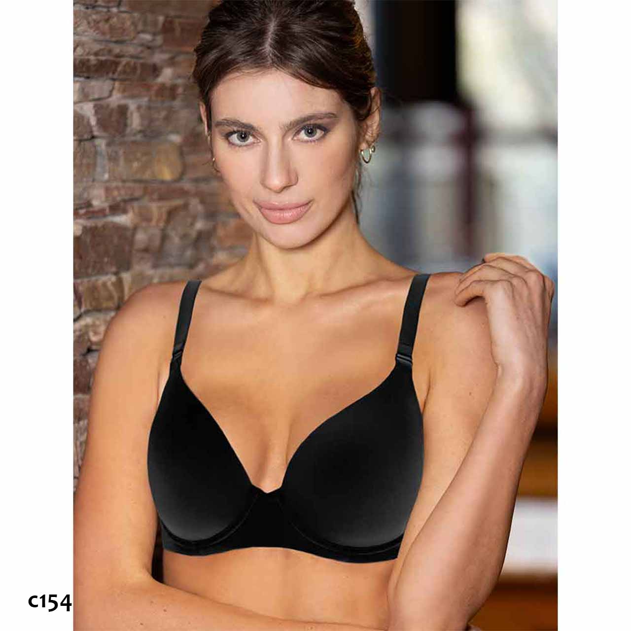 BP - C154 - Corpiño de microfibra con taza preformada, arco y breteles reforzados