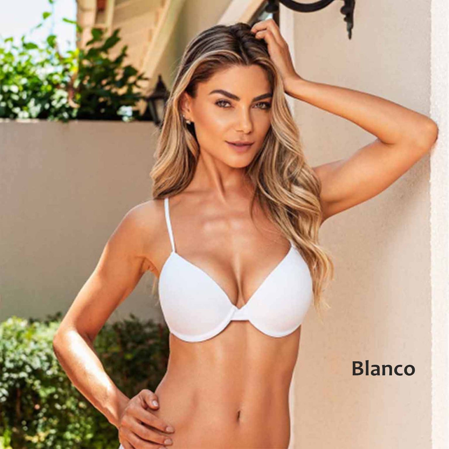 Corpiño de lycra de algodón. Con taza push-up y arco. Varios Colores