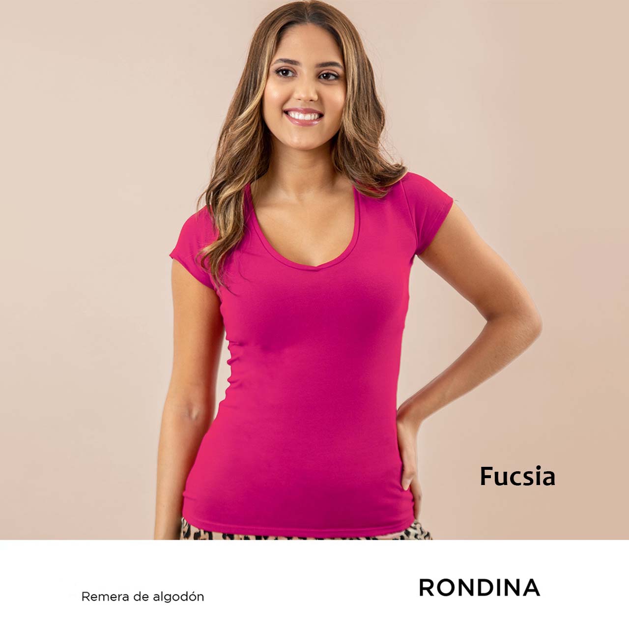 Remera básica de algodón Cuello V - Varios Colores