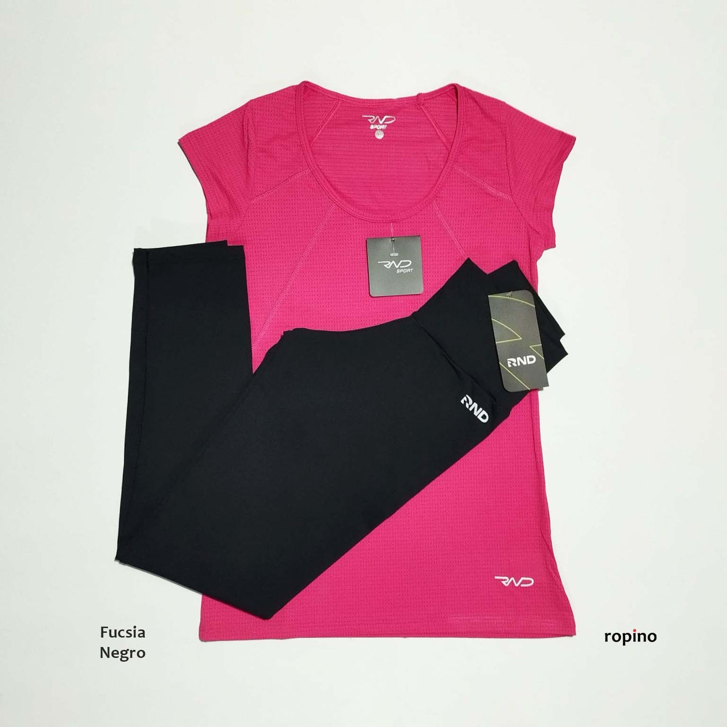Remera de Microfibra Dry & Legging de Supplex - Varios Colores