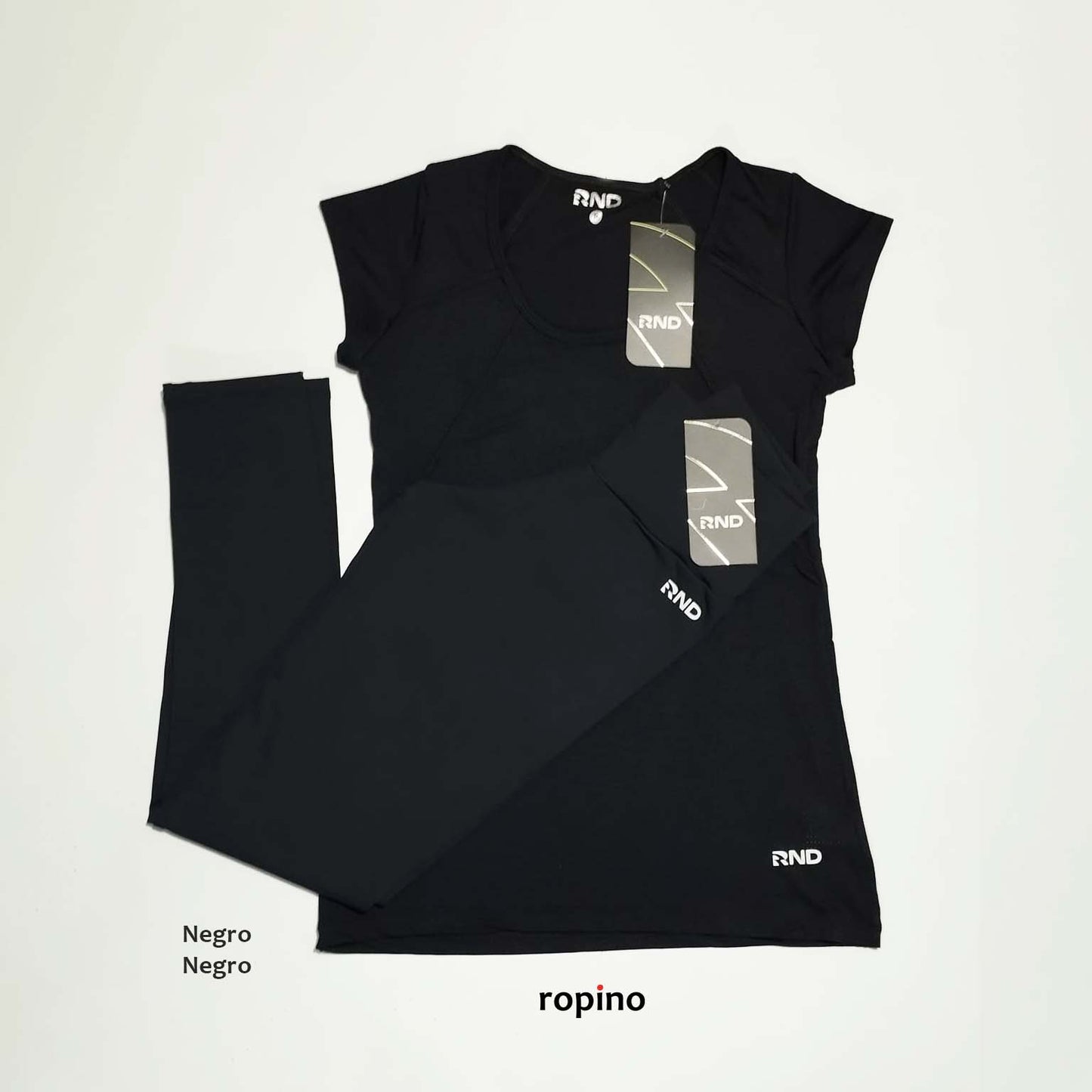 Remera de Microfibra Dry & Legging de Supplex - Varios Colores